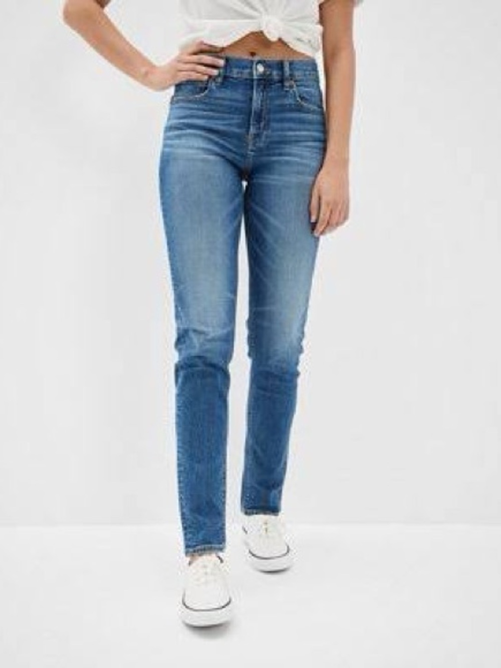 American Eagle Outfitters High-Rise Slim Straight Jeans - Medium Blue Wash